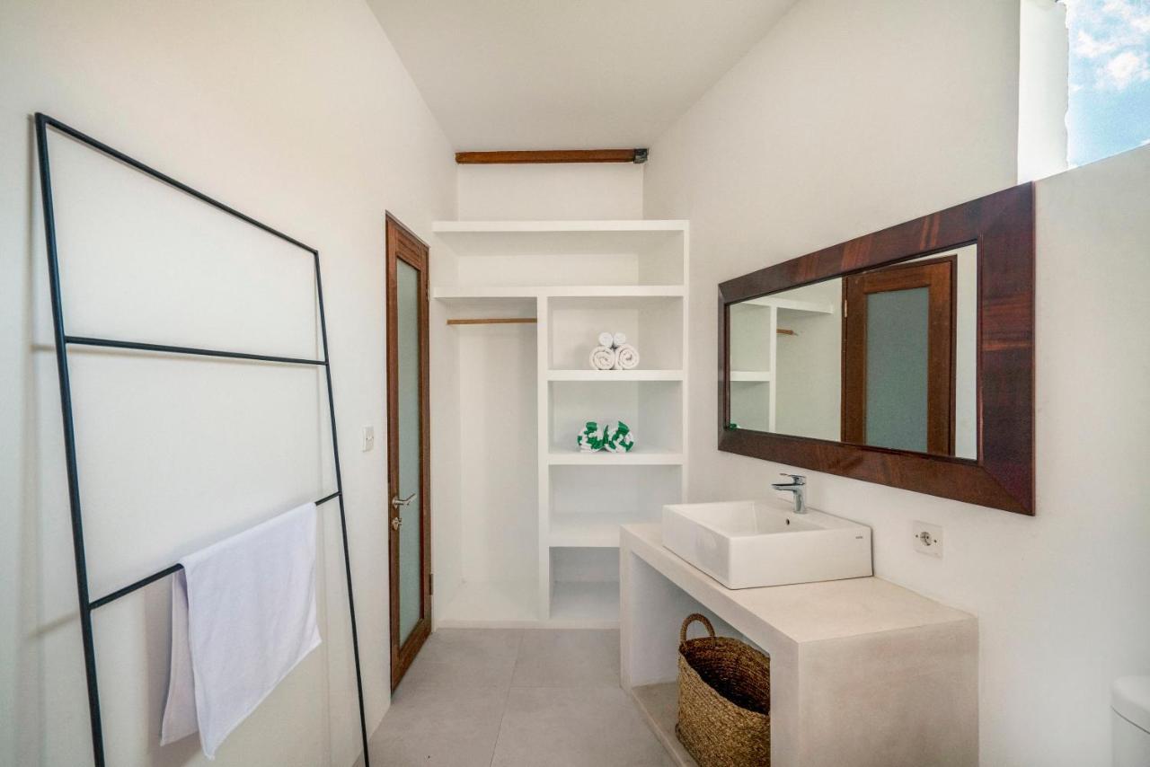 Batu Belig Living Managed By Cpm Bali Apartment Seminyak  Ngoại thất bức ảnh