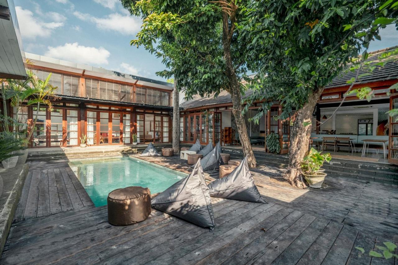Batu Belig Living Managed By Cpm Bali Apartment Seminyak  Ngoại thất bức ảnh