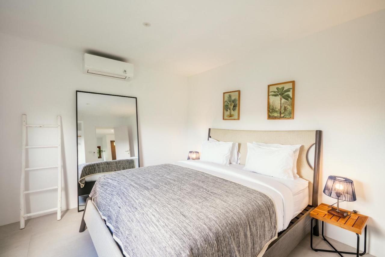 Batu Belig Living Managed By Cpm Bali Apartment Seminyak  Ngoại thất bức ảnh